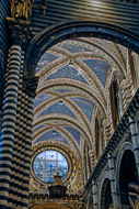 38-Duomo-interior-0927.jpg