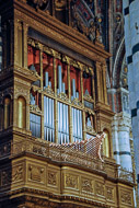 48-Organ-pipes-in-the-Duomo-0934.jpg