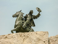 Man on Horse sculpture Omaha-8004.jpg