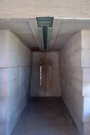 Hollyhock House main entrance Wrightway-CA-9786.jpg