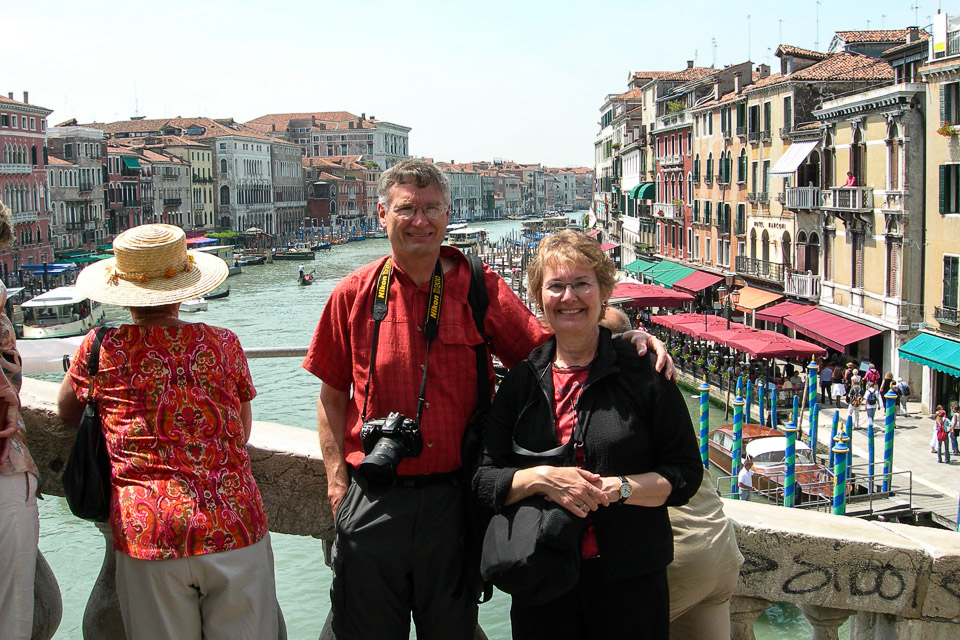 40-Doug-and-Kathryn-on-the-Rialto-Bridge-1441.jpg