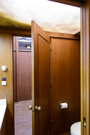 MacNider House bathroom _DSC1905.jpg