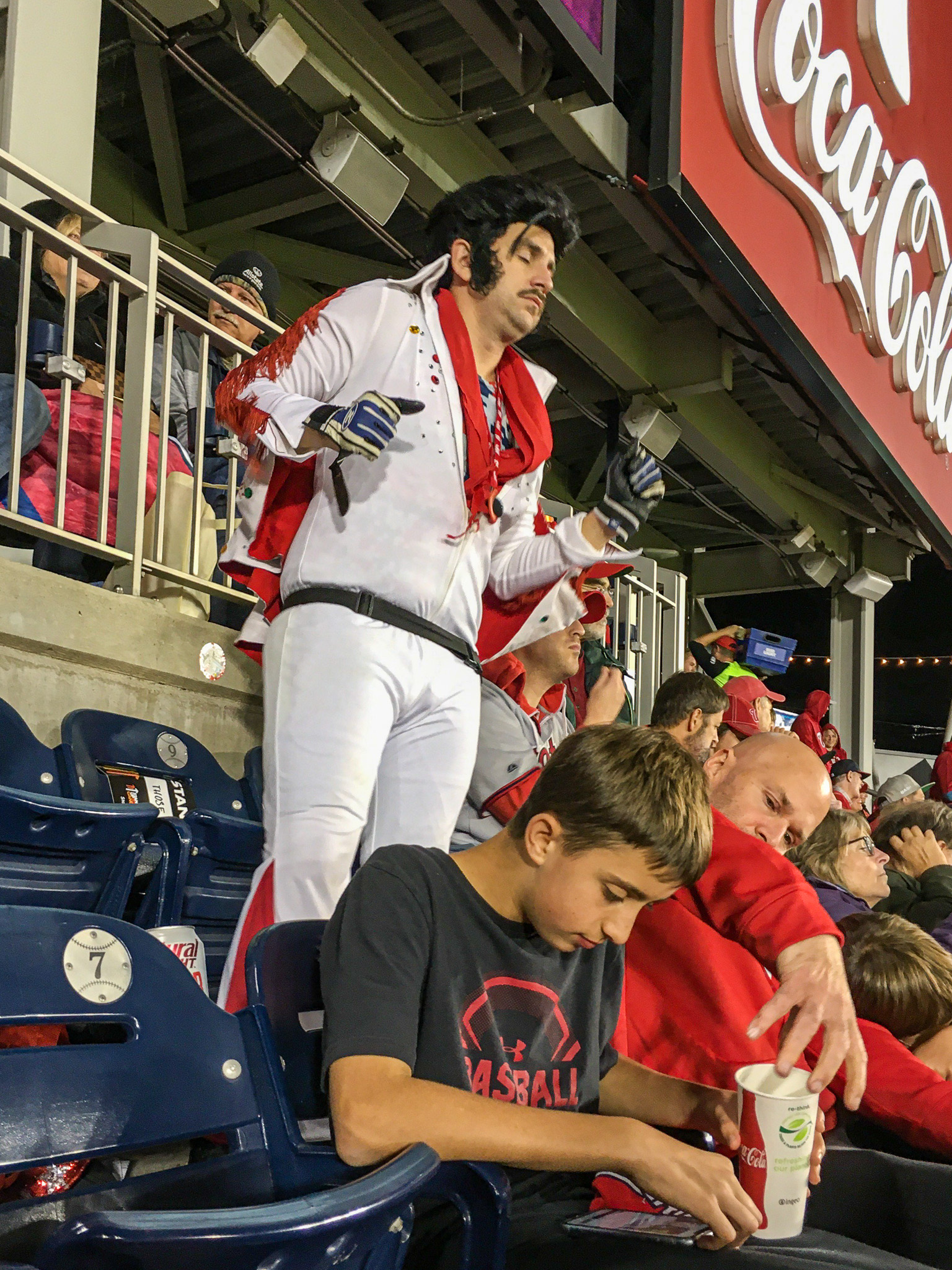 World-Series-Elvis.jpg