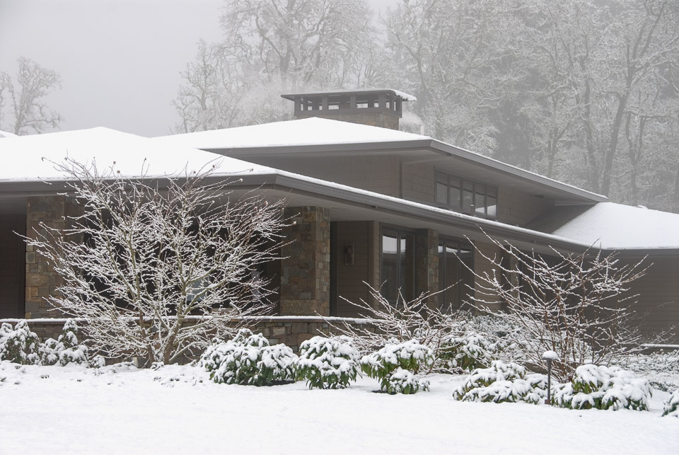 House-in-snow-HDR-03.jpg