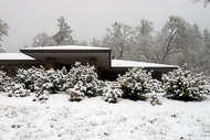 House-in-snow-02.jpg